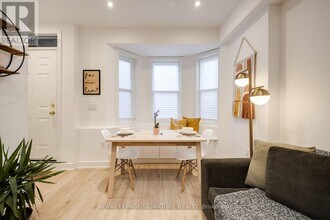 760 Lawrence Ave W in Toronto, ON - Building Photo - Building Photo