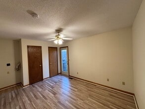 1212 Shelby Ave in Johnson City, TN - Building Photo - Building Photo