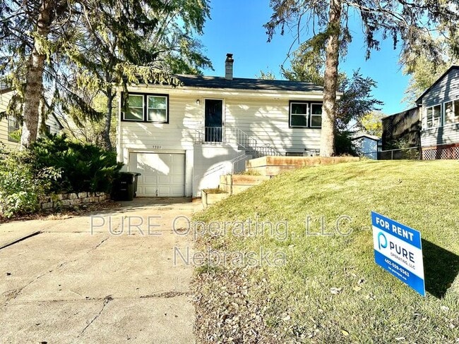 property at 5906 Pratt St