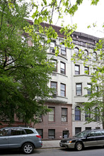 153 W 75th St in New York, NY - Building Photo - Building Photo