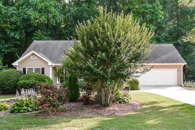 property at 120 Brookhaven Ln