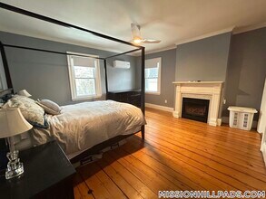 1 Pickering Ave in Boston, MA - Building Photo - Building Photo