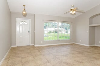 3132 Eagle Pass St in North Port, FL - Building Photo - Building Photo