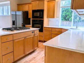 129 185th Pl SW in Bothell, WA - Building Photo - Building Photo