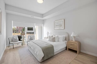 The Deanwood Rental Apartments in Barrie, ON - Building Photo