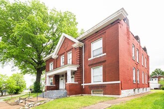 6126 Vermont Ave-Unit -6126 Vermont Ave, B, 1st Fl in St. Louis, MO - Building Photo - Building Photo