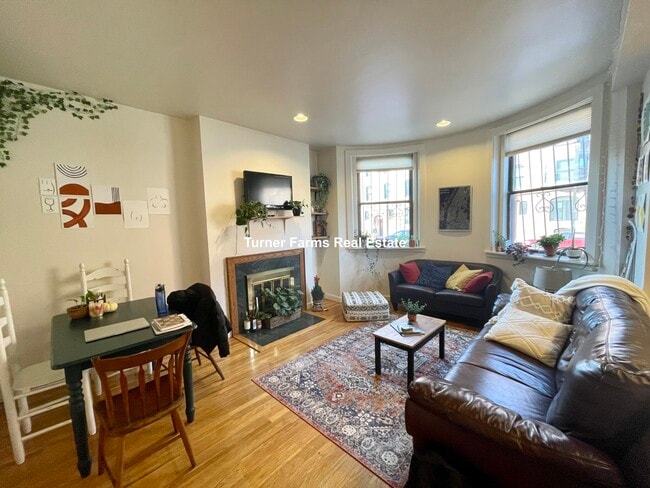 616 Columbus Ave, Unit 1