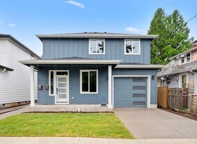 6341 SE 85th Ave in Portland, OR - Building Photo