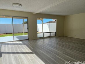 94-1059-1059 Leomana Pl in Waipahu, HI - Foto de edificio - Building Photo