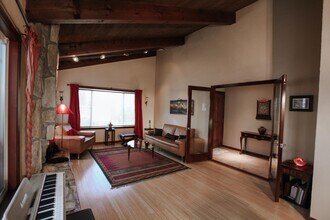 1632 Siskiyou Dr in Walnut Creek, CA - Building Photo - Building Photo