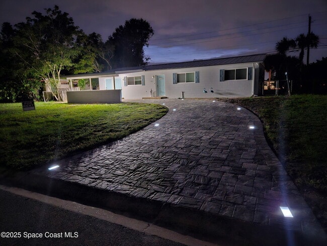 property at 702 Lund Cir