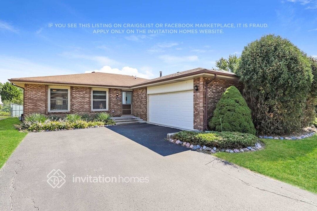 17837 66th Ave in Tinley Park, IL - Building Photo