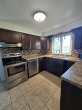 1990 E Shore Dr in Lansing, NY - Building Photo - Building Photo