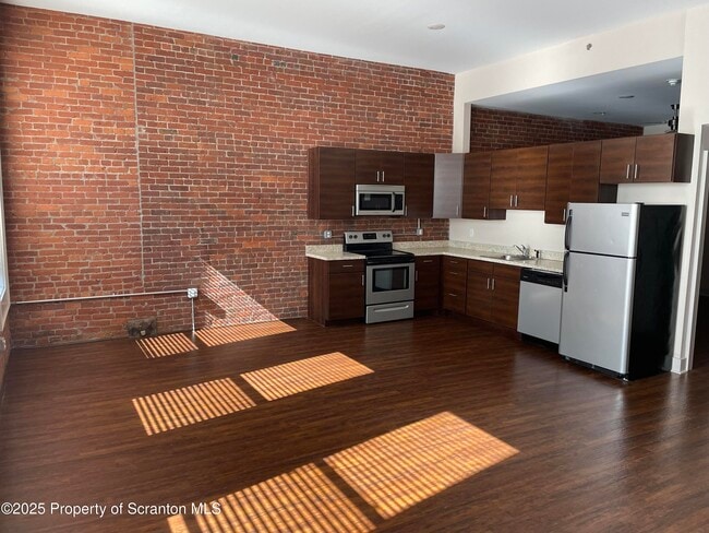 property at 320 Penn Ave