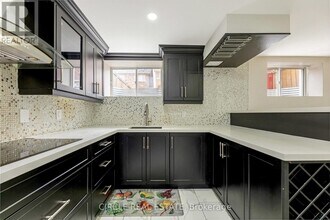 9 Brethby St in Caledon, ON - Building Photo - Building Photo