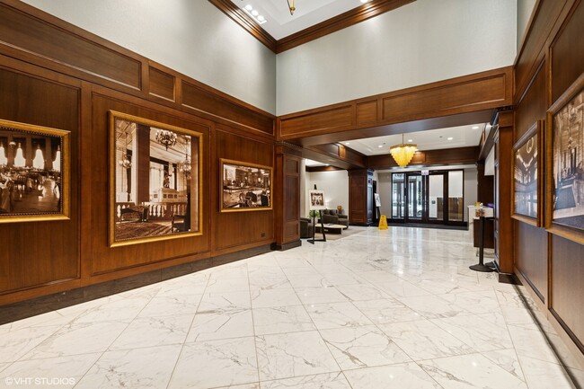 850 N Lake Shore Dr, Unit 704 in Chicago, IL - Building Photo - Building Photo