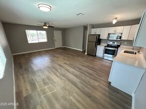 110 S 7th St in Buckeye, AZ - Building Photo - Building Photo