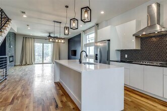 4117 Munger Ave in Dallas, TX - Building Photo - Building Photo