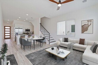 21200 Portsmouth Cove in Lago Vista, TX - Building Photo - Building Photo