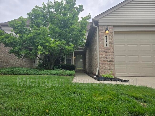 property at 4351 Hunters Cir W