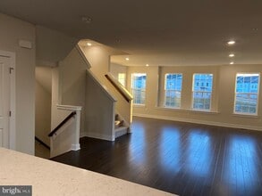 253 Red Leaf Ln in Exton, PA - Building Photo - Building Photo