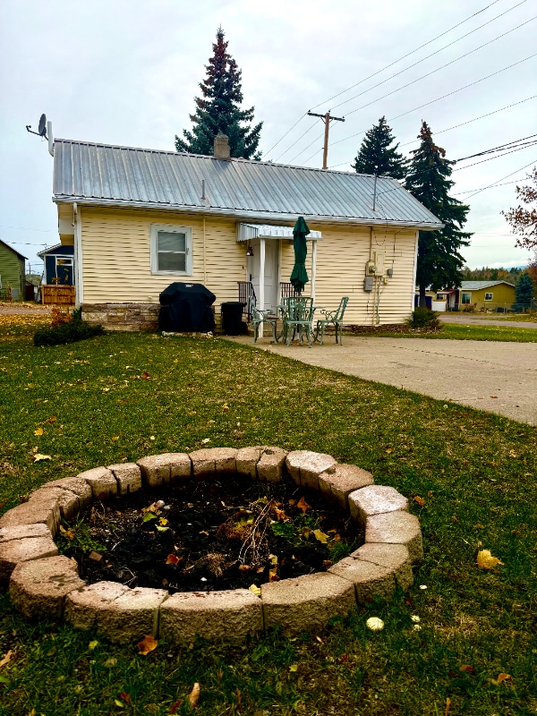 property at 105 3rd Ave W