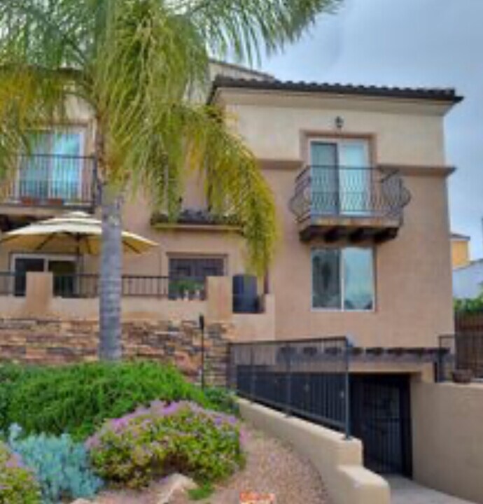3119 Carleton St in San Diego, CA - Building Photo