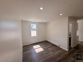 REVERE AVENUE, BRONX, Unit 1 in Bronx, NY - Building Photo
