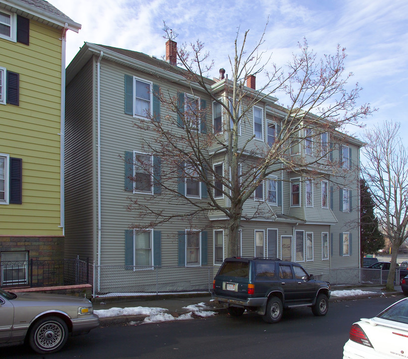 181 Division St in Fall River, MA - Building Photo