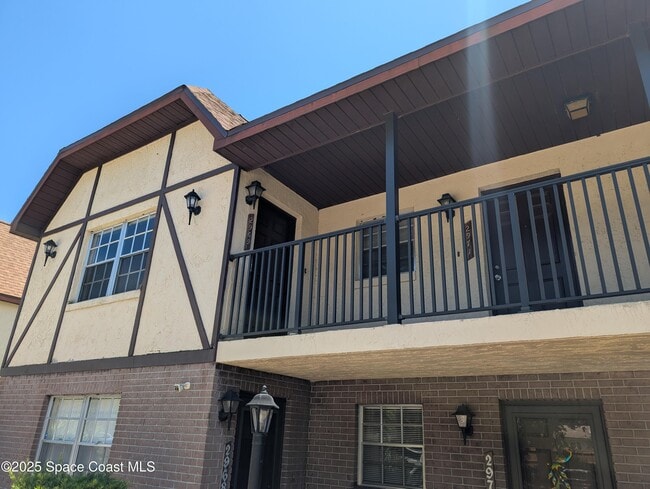 property at 2969 Sir Hamilton Cir