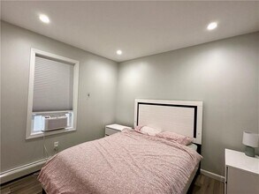 29 Ann St in Newport, RI - Building Photo - Building Photo