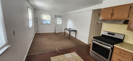 40 Temple St, Unit A in Harrison, NY - Foto de edificio - Building Photo