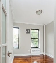 Lexington Avenue, Unit 4 in New York, NY - Foto de edificio - Building Photo