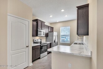 448 Running Wds St in Orange Park, FL - Building Photo - Building Photo
