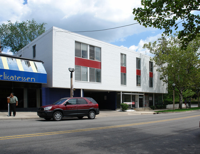 Charter House in Ann Arbor, MI - Foto de edificio - Building Photo