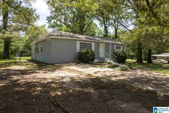 432 Tupelo Way in Center Point, AL - Building Photo - Building Photo