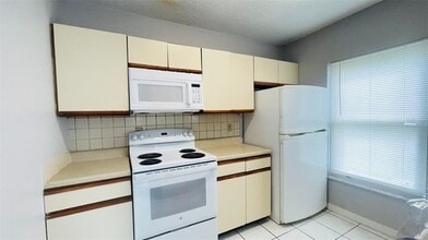 1613 Little River Dr in Orlando, FL - Building Photo - Building Photo