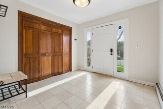 439 St Marks Ave in Westfield, NJ - Building Photo - Building Photo