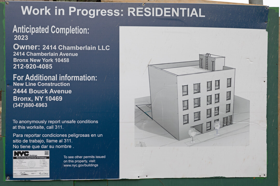 2414 Cambreleng Ave in Bronx, NY - Building Photo