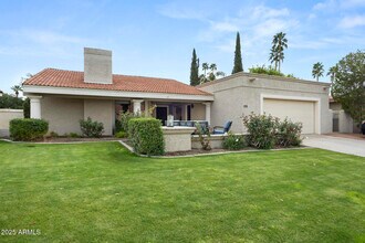 8649 N Willowrain Ct in Scottsdale, AZ - Building Photo - Building Photo