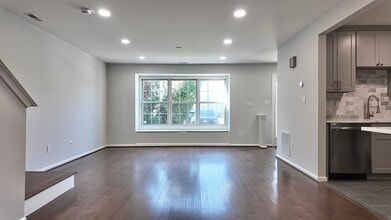 603 Kirby Way in Mount Laurel, NJ - Building Photo - Building Photo