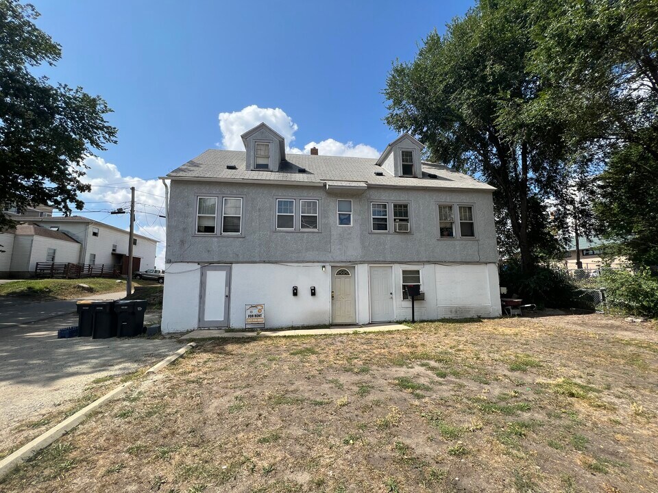 315 5th St SE, Unit 2 in Rochester, MN - Building Photo