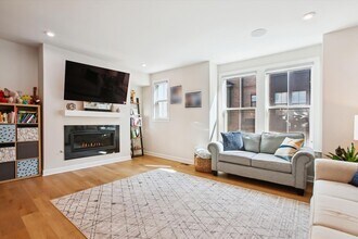 7314 Mountaineer Dr in Alexandria, VA - Building Photo - Building Photo