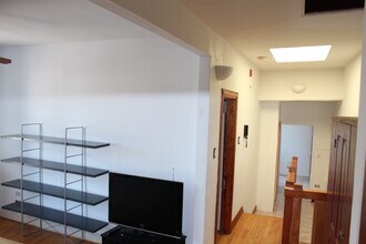 111 S 42nd St, Unit 3 in Philadelphia, PA - Foto de edificio - Building Photo