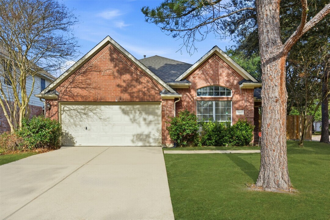 24802 Sageford Ct in Katy, TX - Building Photo