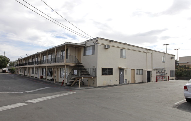 Emerald Park House Apartments in Bay Point, CA - Building Photo - Building Photo