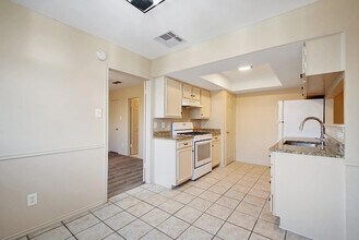 Room in Duplex on Luther Dr in Georgetown, TX - Building Photo - Building Photo