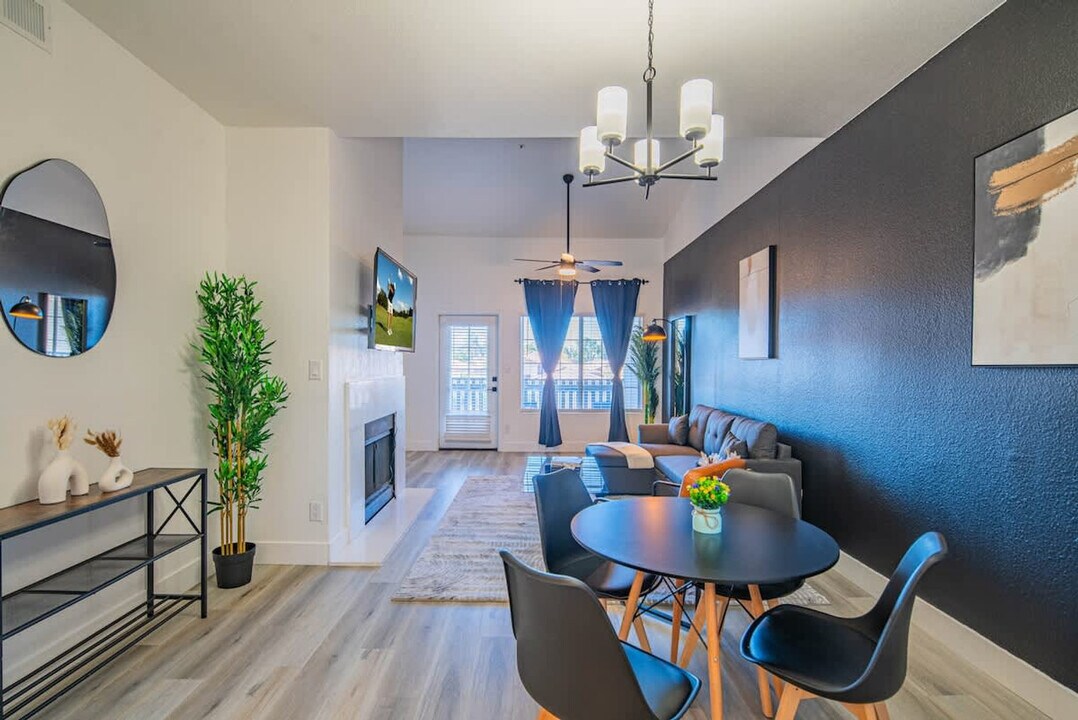 7900 E Princess Dr in Scottsdale, AZ - Building Photo