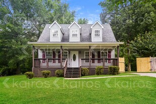 516 22nd Ln NE in Center Point, AL - Building Photo
