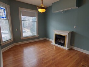 2054 N Cambridge Ave in Milwaukee, WI - Building Photo - Building Photo